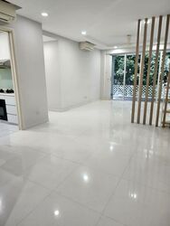 The Esparis (D18), Condominium #581243071